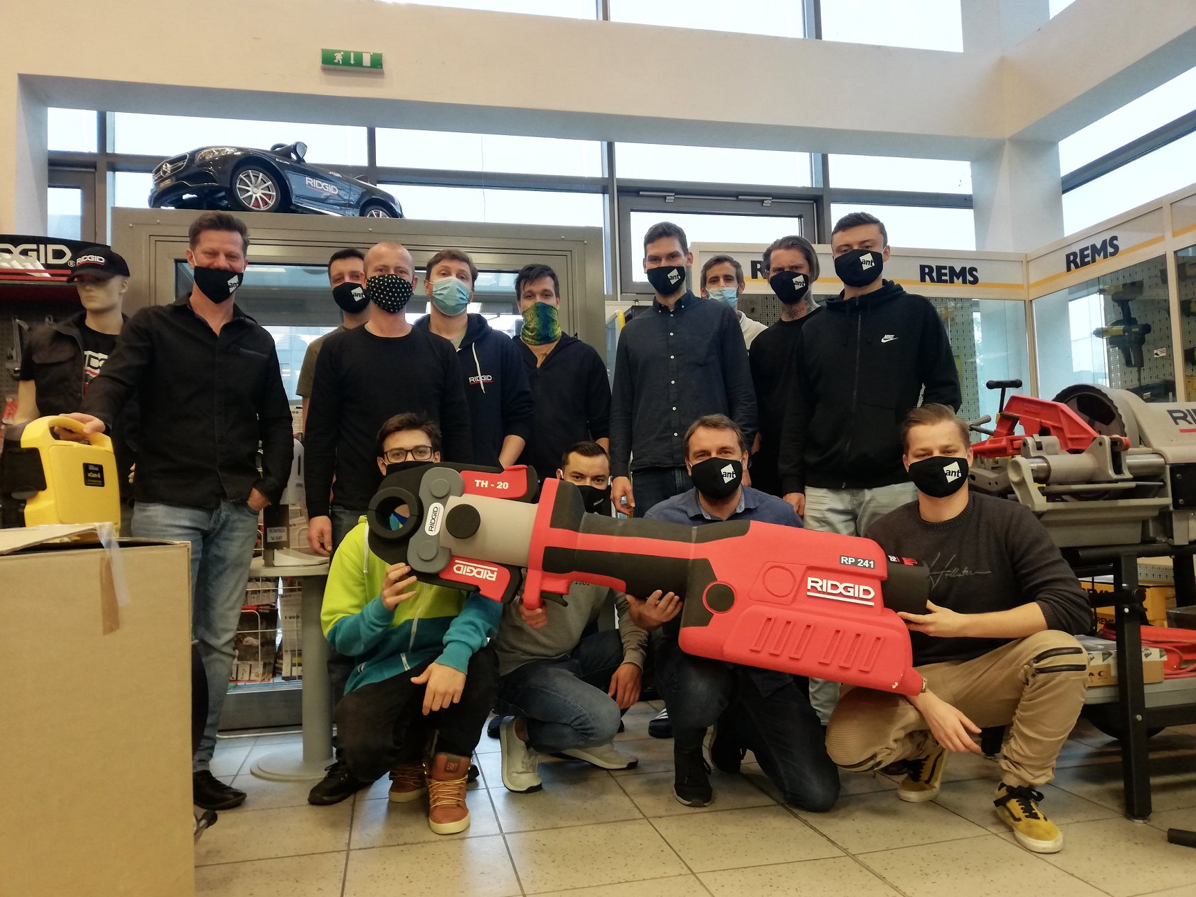 RIDGID XL lisovacka, lisovanie geberit