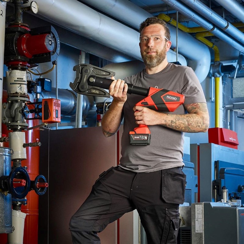 RIDGID XL lisovacka, lisovanie geberit